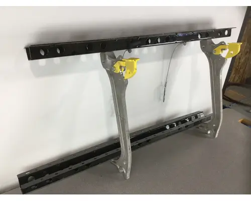 FREIGHTLINER CASCADIA FAIRING