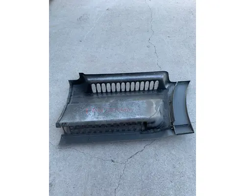 FREIGHTLINER CASCADIA FAIRING