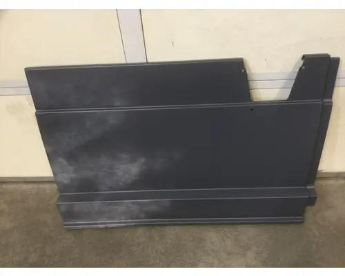 FREIGHTLINER CASCADIA FAIRING