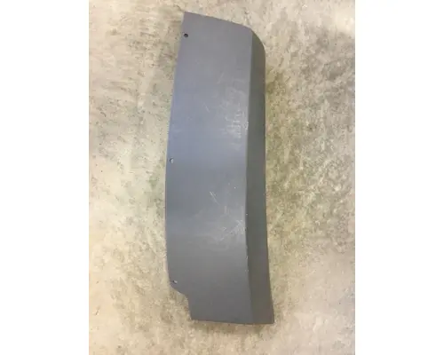 FREIGHTLINER CASCADIA FENDER EXTENSION