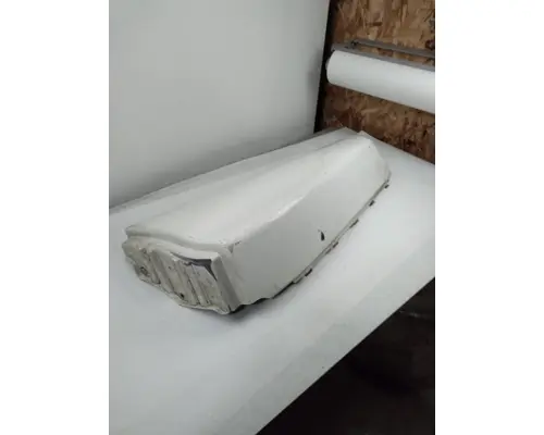 FREIGHTLINER CASCADIA FENDER EXTENSION