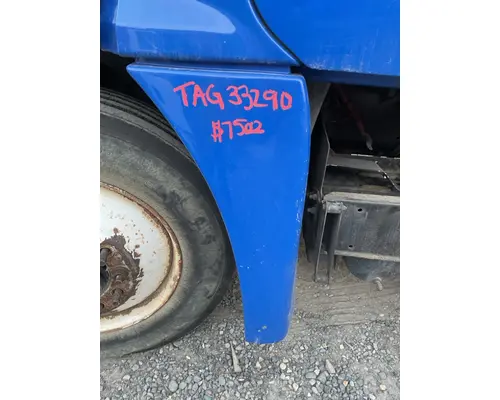 FREIGHTLINER CASCADIA FENDER EXTENSION