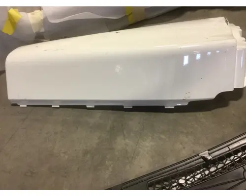 FREIGHTLINER CASCADIA FENDER EXTENSION