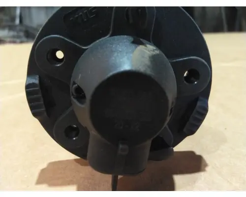 FREIGHTLINER CASCADIA FUEL TANK SENDING UNIT