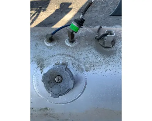 FREIGHTLINER CASCADIA FUEL TANK
