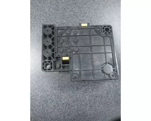FREIGHTLINER CASCADIA FUSE BOX