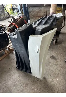 FREIGHTLINER CASCADIA Fender Extension