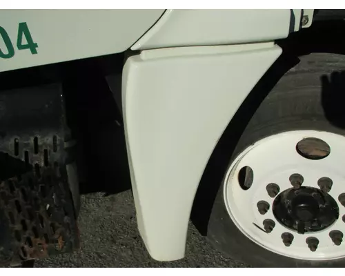 FREIGHTLINER CASCADIA Fender Extension