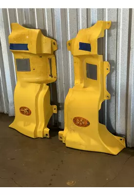 FREIGHTLINER CASCADIA Fender Extension