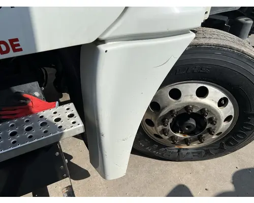 FREIGHTLINER CASCADIA Fender Extension