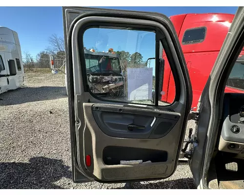 FREIGHTLINER CASCADIA Front Door Assembly