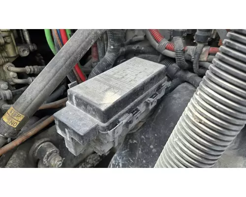 FREIGHTLINER CASCADIA Fuse Box