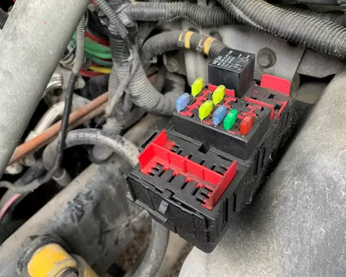 FREIGHTLINER CASCADIA Fuse Box