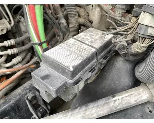 FREIGHTLINER CASCADIA Fuse Box