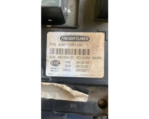 FREIGHTLINER CASCADIA Fuse Box