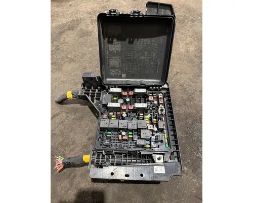 FREIGHTLINER CASCADIA Fuse Box