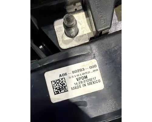 FREIGHTLINER CASCADIA Fuse Box