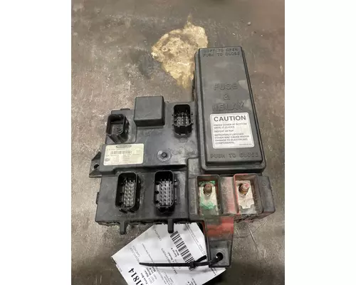 FREIGHTLINER CASCADIA Fuse Box