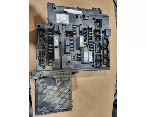 FREIGHTLINER CASCADIA Fuse Panel