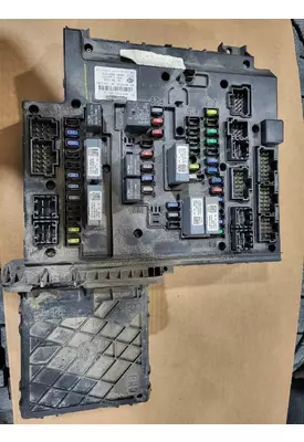 FREIGHTLINER CASCADIA Fuse Panel