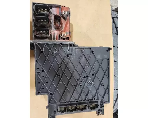 FREIGHTLINER CASCADIA Fuse Panel