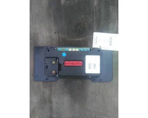 FREIGHTLINER CASCADIA GAUGE CLUSTER