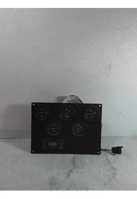 FREIGHTLINER CASCADIA GAUGE CLUSTER