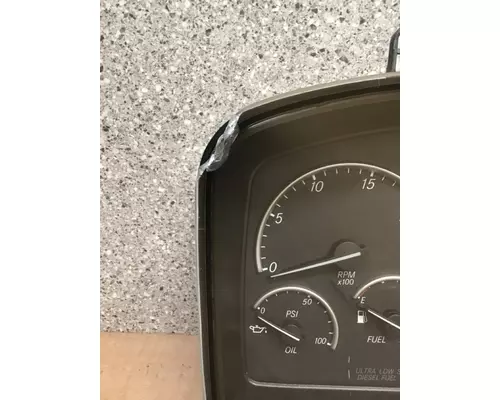 FREIGHTLINER CASCADIA GAUGE CLUSTER