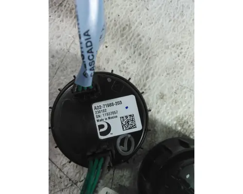 FREIGHTLINER CASCADIA GAUGE TEMPERATURE