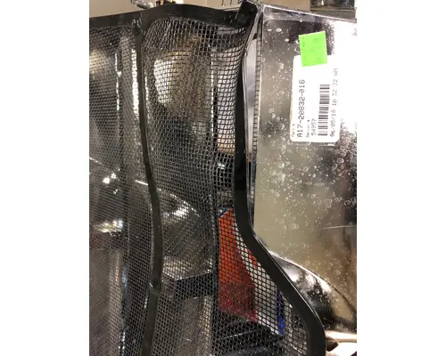FREIGHTLINER CASCADIA GRILLE