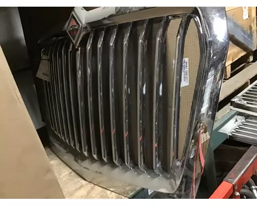 FREIGHTLINER CASCADIA GRILLE