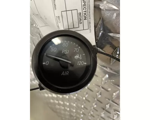 FREIGHTLINER CASCADIA Gauges