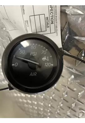 FREIGHTLINER CASCADIA Gauges