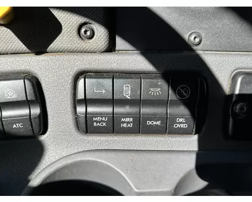 FREIGHTLINER CASCADIA GausgeSwitch Panel