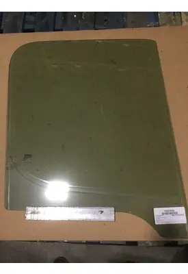 FREIGHTLINER CASCADIA Glass