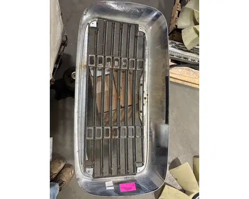 FREIGHTLINER CASCADIA Grille