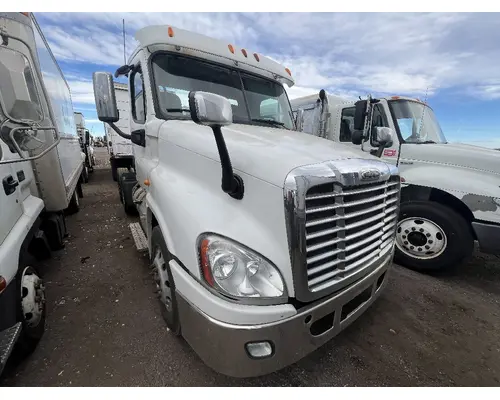 FREIGHTLINER CASCADIA Grille