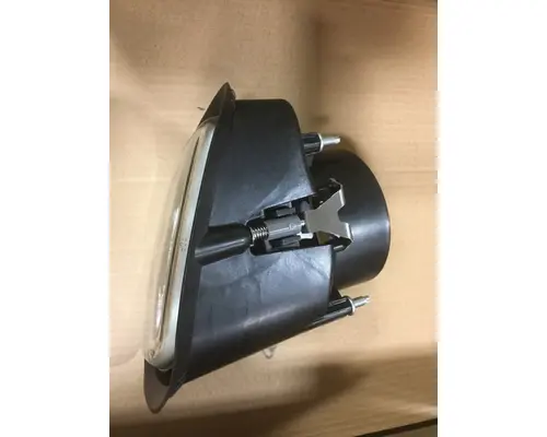 FREIGHTLINER CASCADIA HEADLAMP - FOG