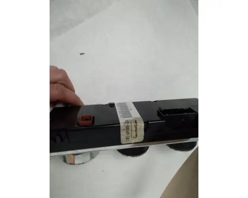 FREIGHTLINER CASCADIA HEATER CONTROL