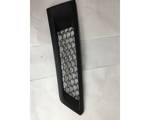 FREIGHTLINER CASCADIA HOOD PARTS