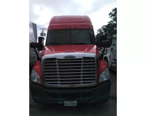 FREIGHTLINER CASCADIA HOOD