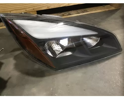 FREIGHTLINER CASCADIA Headlamp Assembly