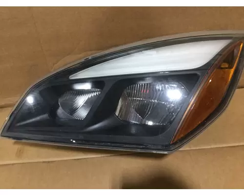 FREIGHTLINER CASCADIA Headlamp Assembly
