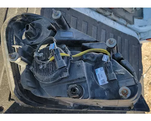 FREIGHTLINER CASCADIA Headlamp Bucket LH