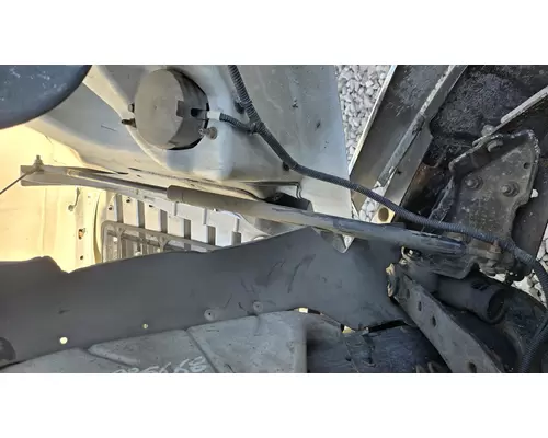FREIGHTLINER CASCADIA Hood Hinge