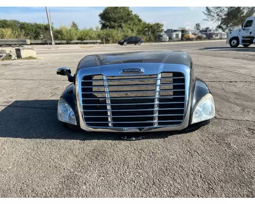 FREIGHTLINER CASCADIA Hood