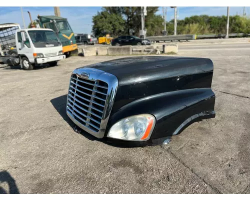 FREIGHTLINER CASCADIA Hood