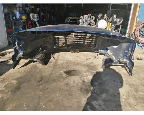 FREIGHTLINER CASCADIA Hood