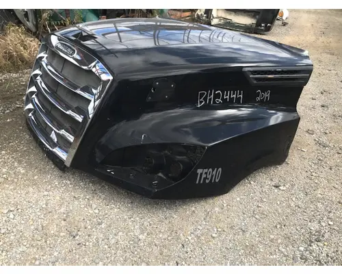 FREIGHTLINER CASCADIA Hood