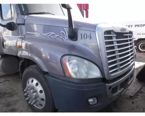 FREIGHTLINER CASCADIA Hood